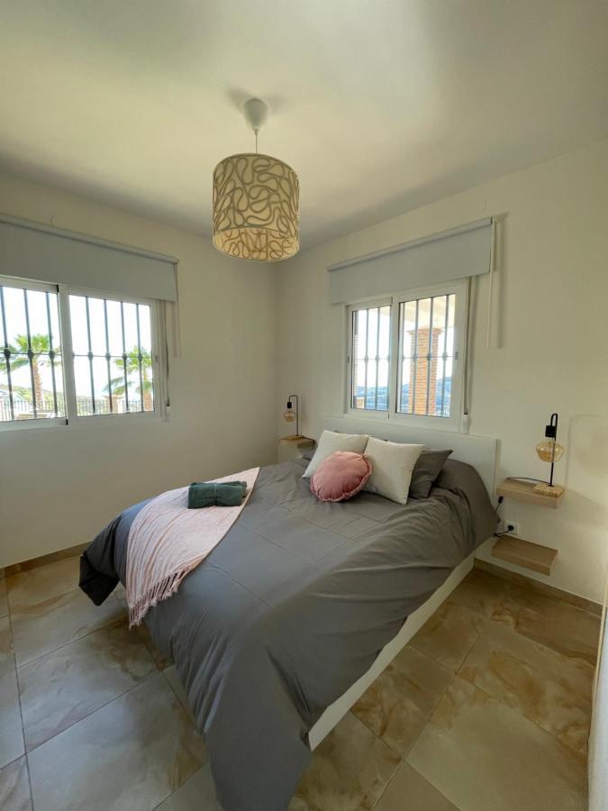 Villa Casa Helen à Torrox Extérieur photo